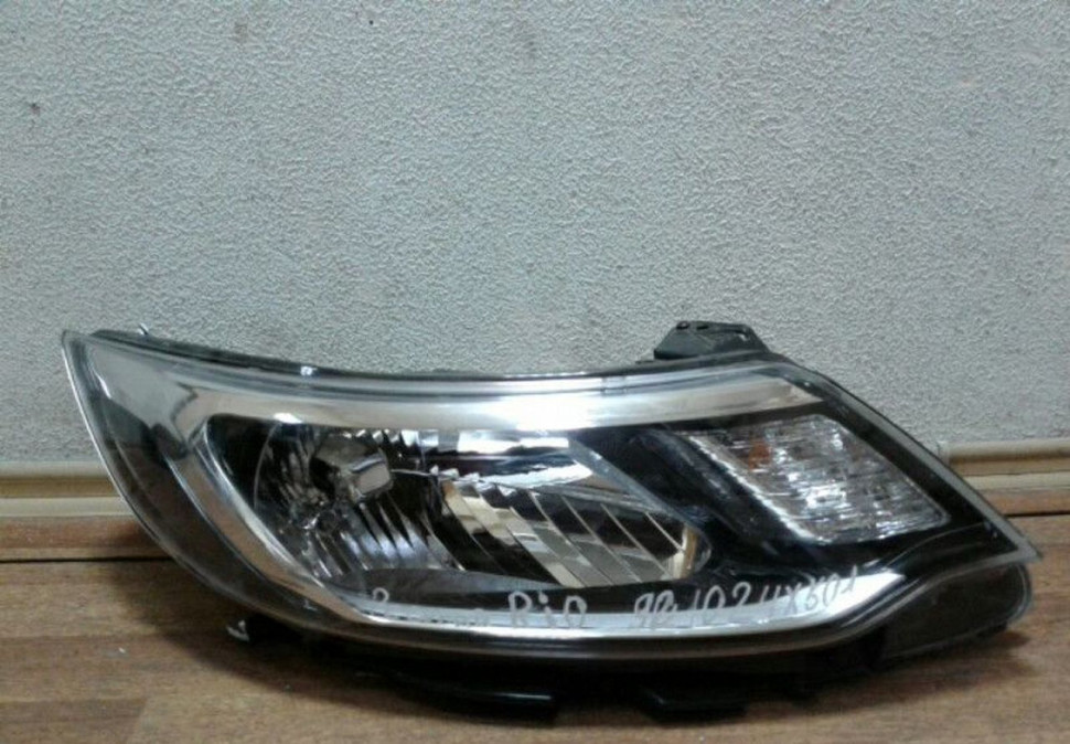 Фара правая Kia Rio 4 рест Oem 921024X500 (слом 2 крепежа)