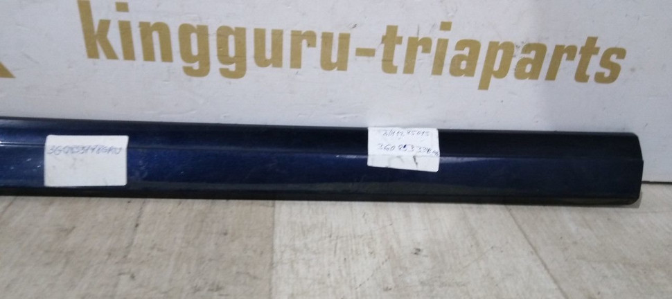 Молдинг двери задний правый Volkswagen Passat B8 oem 3G0854950 Молдинг двери задний правый Volkswagen Passat B8 oem 3G0854950