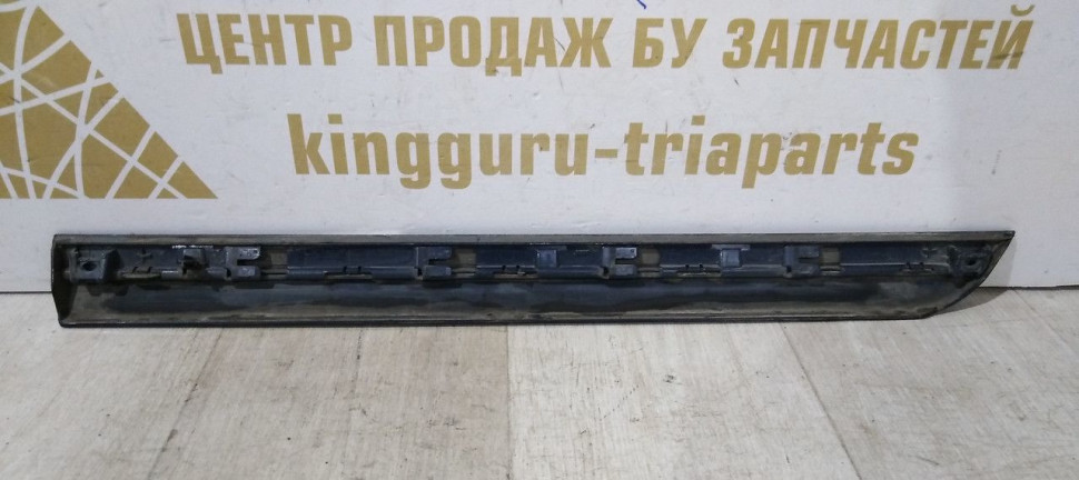 Молдинг двери задний правый Volkswagen Passat B8 oem 3G0854950 Молдинг двери задний правый Volkswagen Passat B8 oem 3G0854950