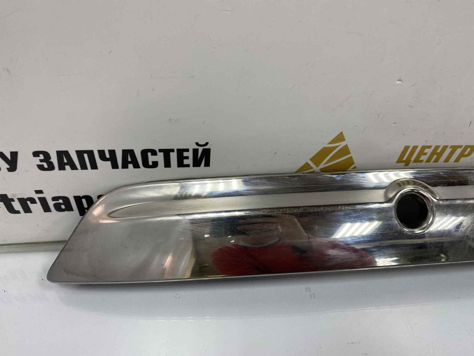 Молдинг крышки багажника Nissan Terrano D10 OEM 848109166R Молдинг крышки багажника Nissan Terrano D10 OEM 848109166R