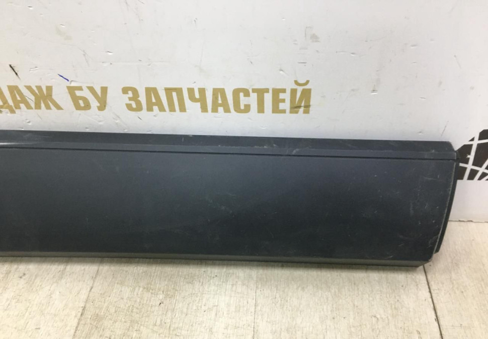 Молдинг двери задний правый Renault Arkana 2019  OEM 828761923R