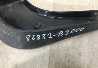 Брызговик передний правый для Kia Soul 2 OEM 86832b2000