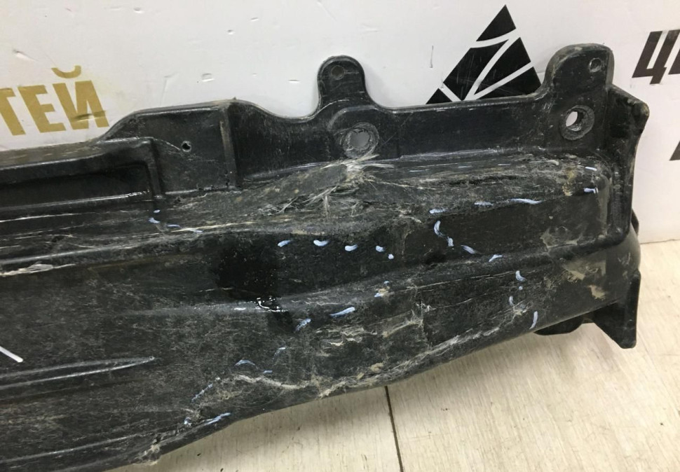 Усилитель заднего бампера Hyundai I30 2012 oem 86631A6000 Усилитель заднего бампера Hyundai I30 2012 oem 86631A6000