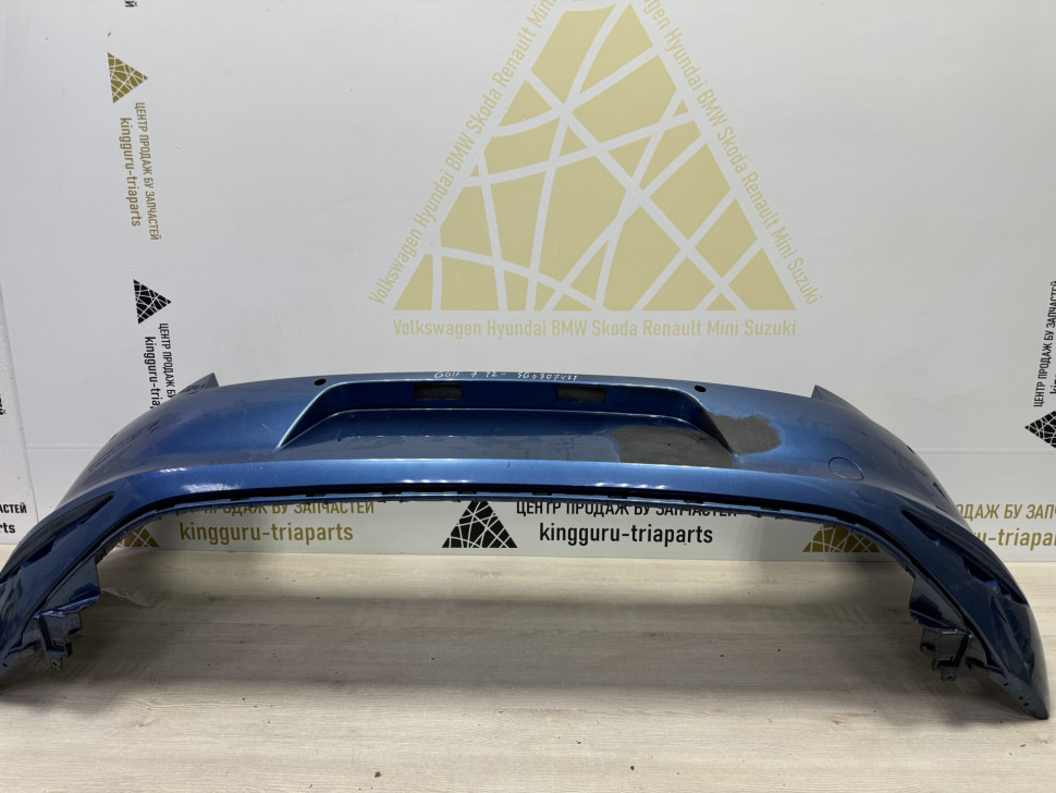 Бампер задний Volkswagen Golf 7 дорестайлинг 2012 OEM 5G6807421