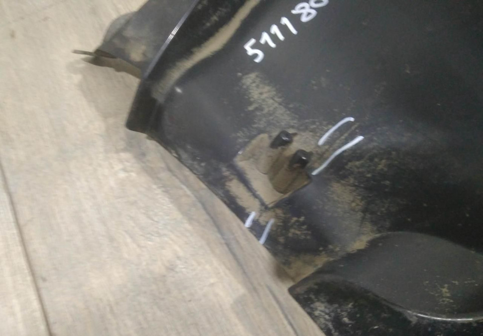 Вставка переднего бампера правая бу BMW 2M F87 OEM 51118067022 Вставка переднего бампера правая бу BMW 2M F87 OEM 51118067022