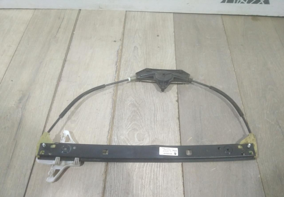 Стеклоподъемник задней левой двери электрический бу Skoda Octavia A7 OEM 5E0839461