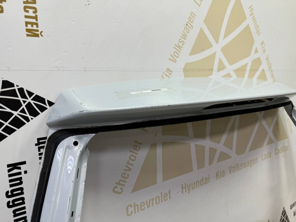 Крышка багажника Volkswagen Golf 7 oem 5G6827025H Крышка багажника Volkswagen Golf 7 oem 5G6827025H