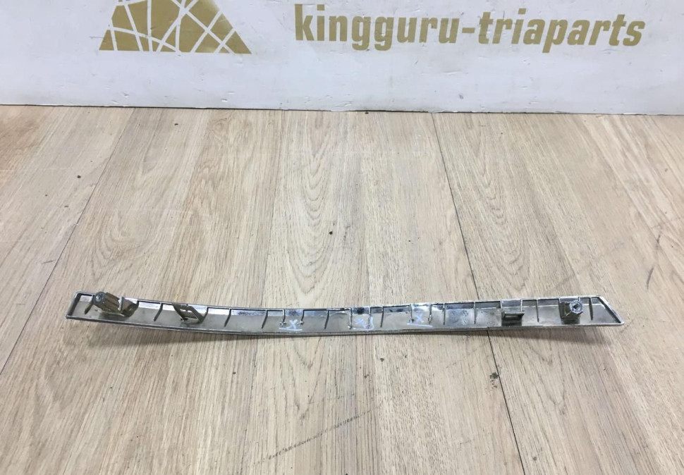 Молдинг заднего бампера левый Renault Arkana 2019 OEM 850774627R Молдинг заднего бампера левый Renault Arkana 2019 OEM 850774627R