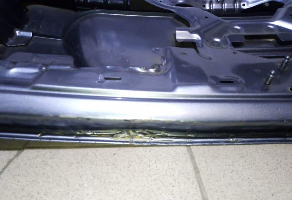 Крышка багажника Skoda Octavia A5 универсал OEM 1Z9827023B (скл-3) Крышка багажника Skoda Octavia A5 универсал OEM 1Z9827023B (скл-3)