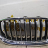 Решетка радиатора правая бу BMW 5 F10 OEM 51137412324