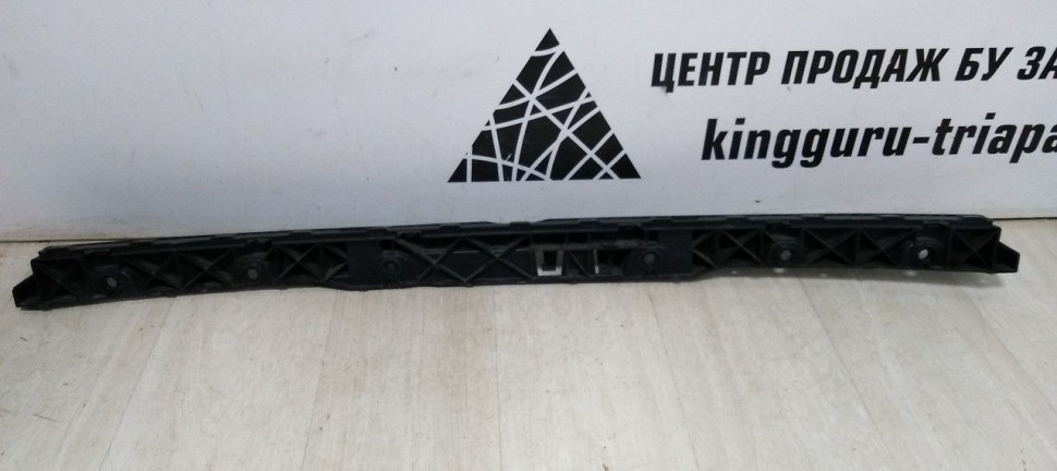 Кронштейн заднего бампера Volkswagen Tiguan 2 oem 5nr807863
