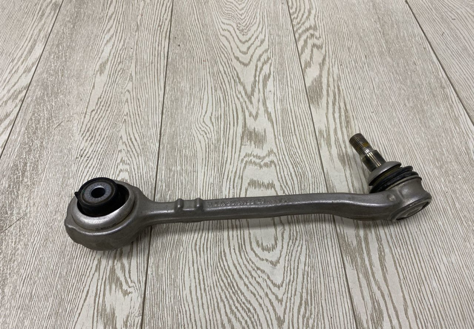 Рычаг поперечный передний правый BMW X3 G01 OEM 32106870972