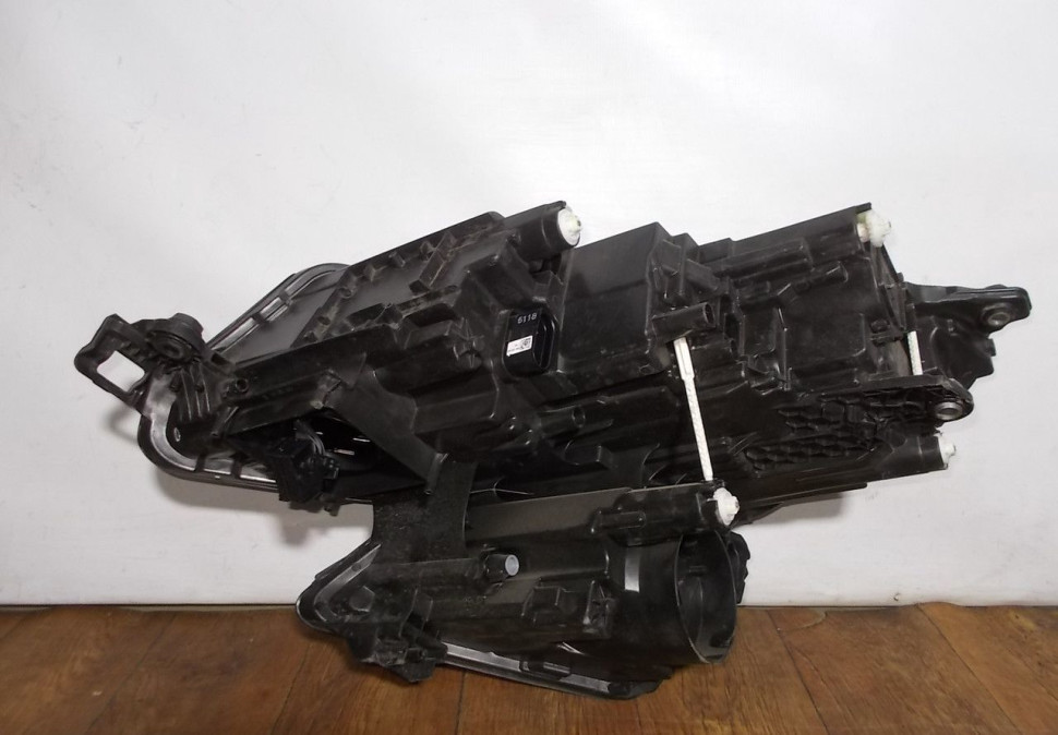 Фара ЛЭД LED правая бу Skoda Kodiaq OEM 566941016E Фара ЛЭД LED правая бу Skoda Kodiaq OEM 566941016E