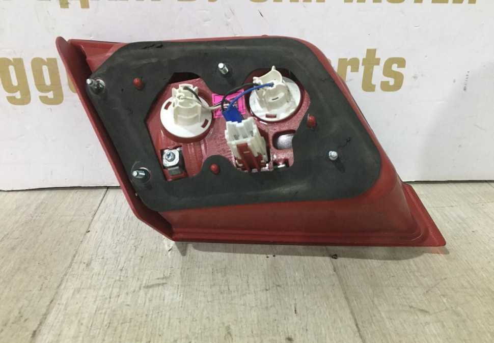 Фонарь правый внутренний х/б Chevrolet Lacetti oem 96551217