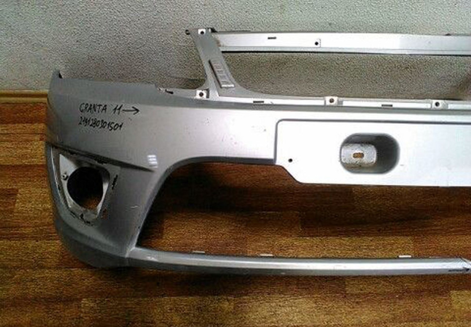 Бампер передний Lada Granta (11>) трещины oem 2191280301501 (скл-3) Бампер передний Lada Granta (11>) трещины oem 2191280301501 (скл-3)