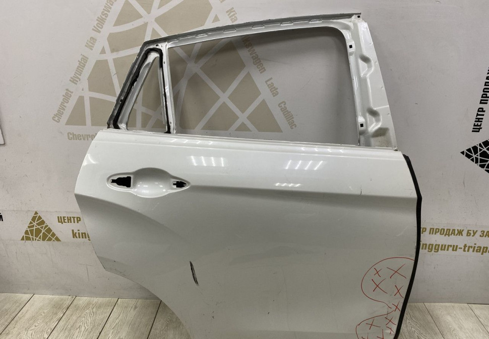 Дверь задняя правая BMW X6 F16 OEM 41517386744