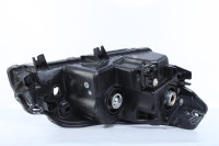 Фара галоген левая Suzuki Vitara 2 OEM 3532054P20