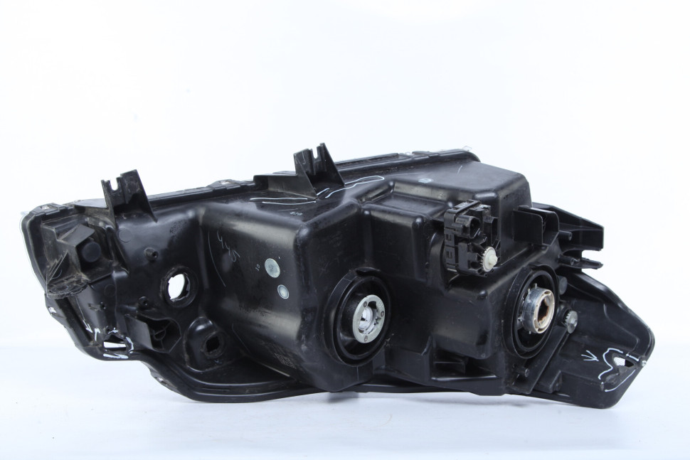 Фара галоген левая Suzuki Vitara 2 OEM 3532054P20