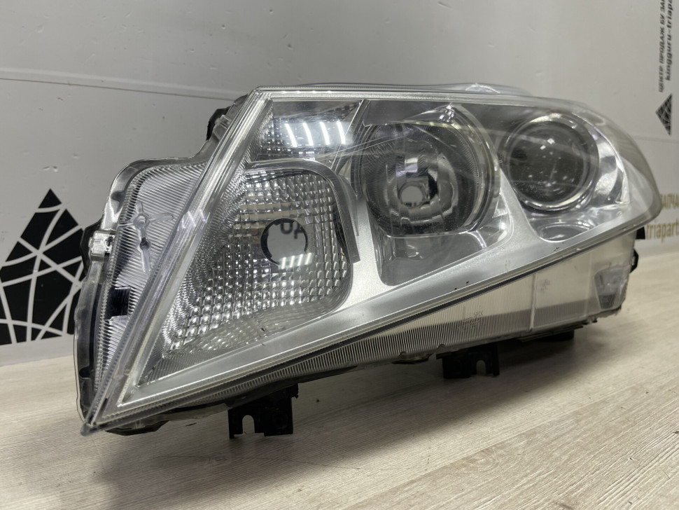 Фара галоген левая Suzuki Vitara 2 OEM 3532054P20