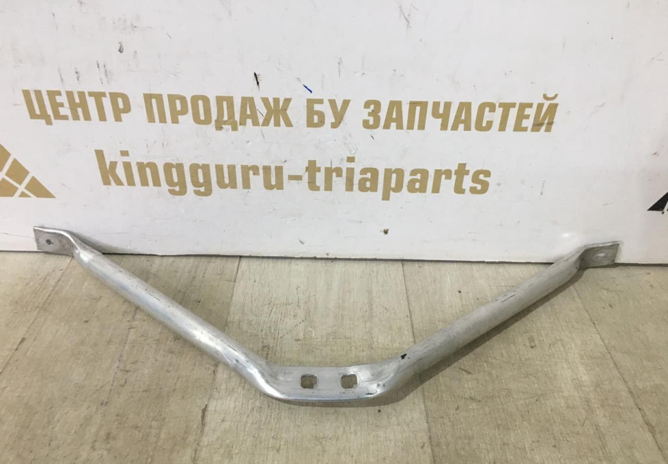 V-образная растяжка BMW 3 G20 OEM 51647422292 V-образная растяжка BMW 3 G20 OEM 51647422292