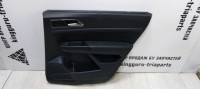 Обшивка двери задняя правая Volkswagen Teramont 2017> oem 3CN867212F (Скл-3)