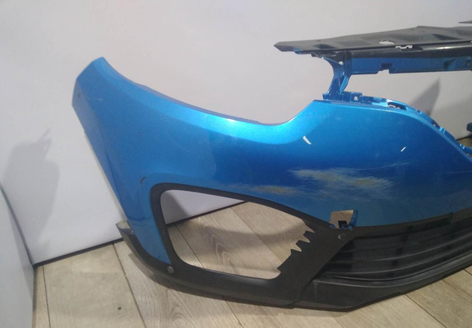 Бампер передний бу Renault Kaptur OEM 620228229R Бампер передний бу Renault Kaptur OEM 620228229R