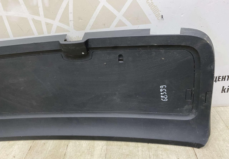 Обивка крышки багажника Skoda Kodiaq OEM 565867975 Обивка крышки багажника Skoda Kodiaq OEM 565867975