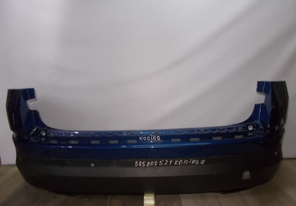 Бампер задний бу Skoda Kodiaq OEM 565807421