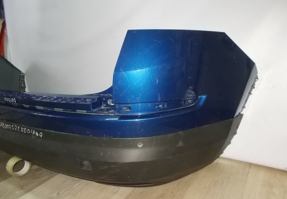 Бампер задний бу Skoda Kodiaq OEM 565807421
