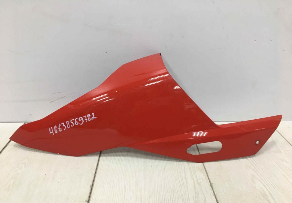 Верхняя накладка правая BMW S 1000 RR OEM 46619444104