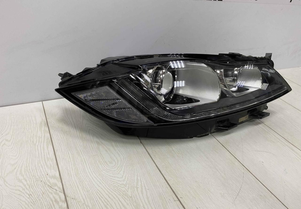 Фара правая Jaguar XF (15>) OEM GX6313W029EF