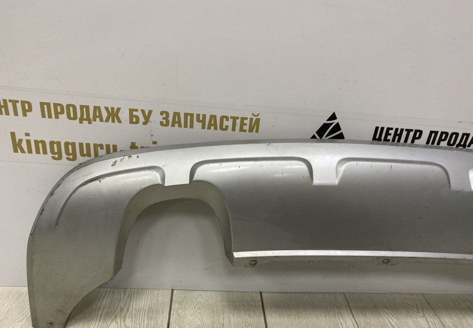 Накладка заднего бампера Skoda Yeti рестайлинг OEM 5L6807835D Накладка заднего бампера Skoda Yeti рестайлинг OEM 5L6807835D