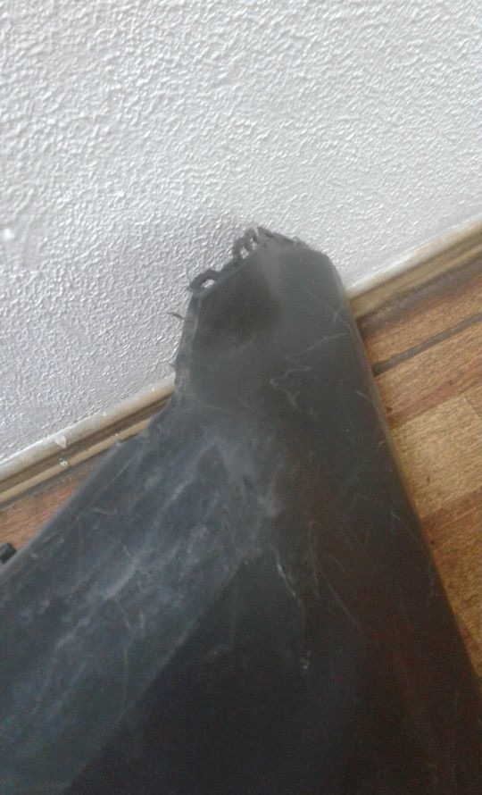 Бампер передний Volkswagen Caddy 4 oem 2k5807221 (дефект) Бампер передний Volkswagen Caddy 4 oem 2k5807221 (дефект)