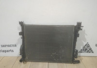 Радиатор охлаждения бу Renault Logan 2 OEM 214105731R
