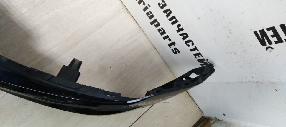 Бампер передний Volkswagen Tiguan 2 oem 5NR807221 (скл-3)