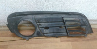 Решетка противотуманной фары левая бу BMW 5 F10 OEM 51117331735