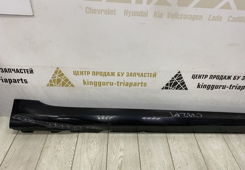 Порог правый BMW 7 G11 M-Pack OEM 51778059980