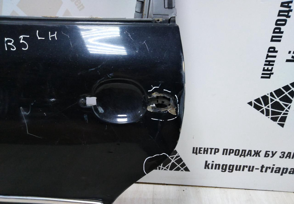 Дверь задняя левая Volkswagen Passat B5 1996-2005 oem 3B5833051AB