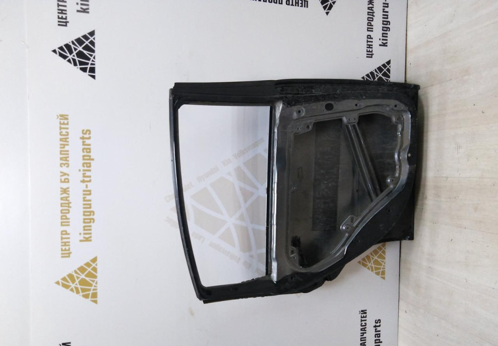 Дверь задняя левая Volkswagen Passat B5 1996-2005 oem 3B5833051AB