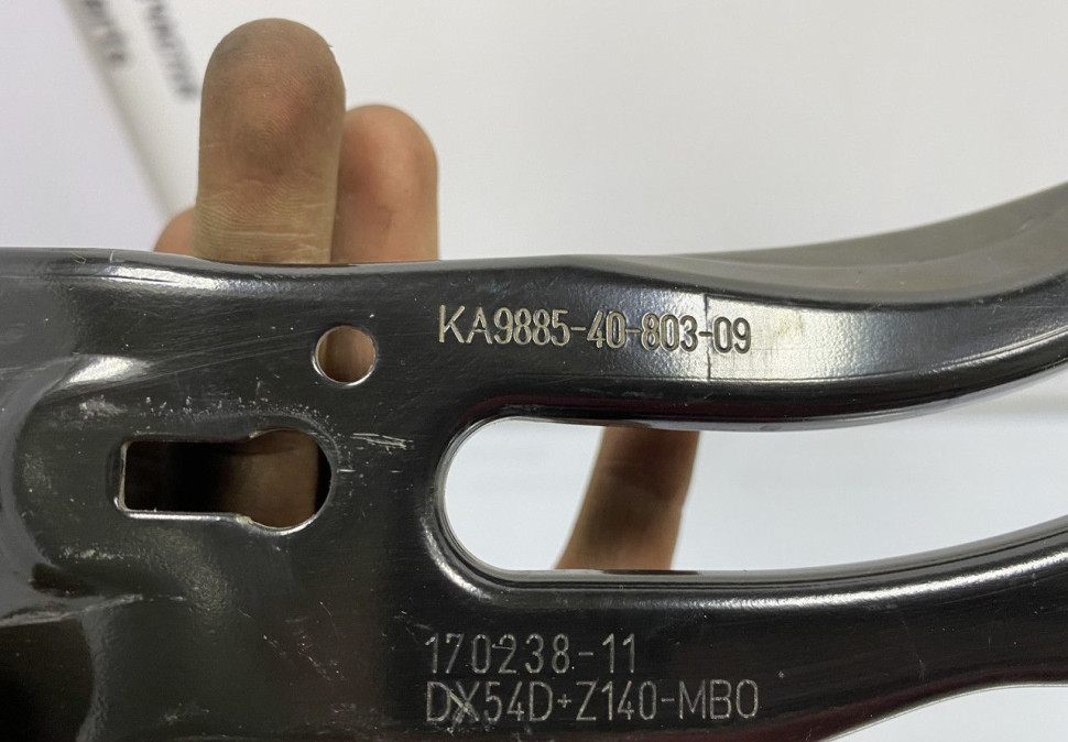 Кронштейн под фару правый BMW 3 F30 OEM 51647245792