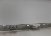 Хром решетки радиатора Jaguar F-Pace oem HK83018K28  (слом.2креп.)