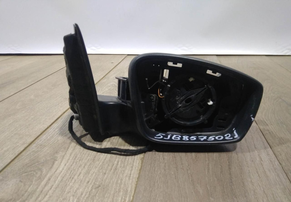Корпус зеркала правый 6 пин бу Skoda Rapid рестайлинг OEM 5JB857502J