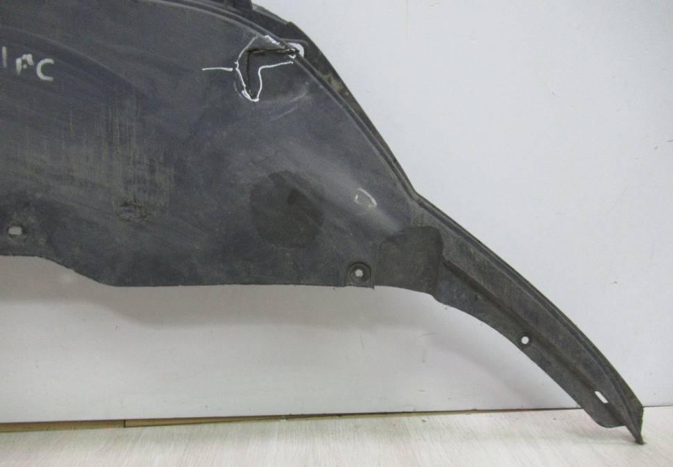 Спойлер переднего бампера Volkswagen Passat B8 oem 3g0805903a (Дефект)
