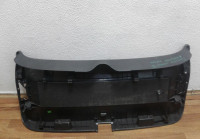 Обшивка крышки багажника Volkswagen Tiguan (07-16) oem 5N0867601B