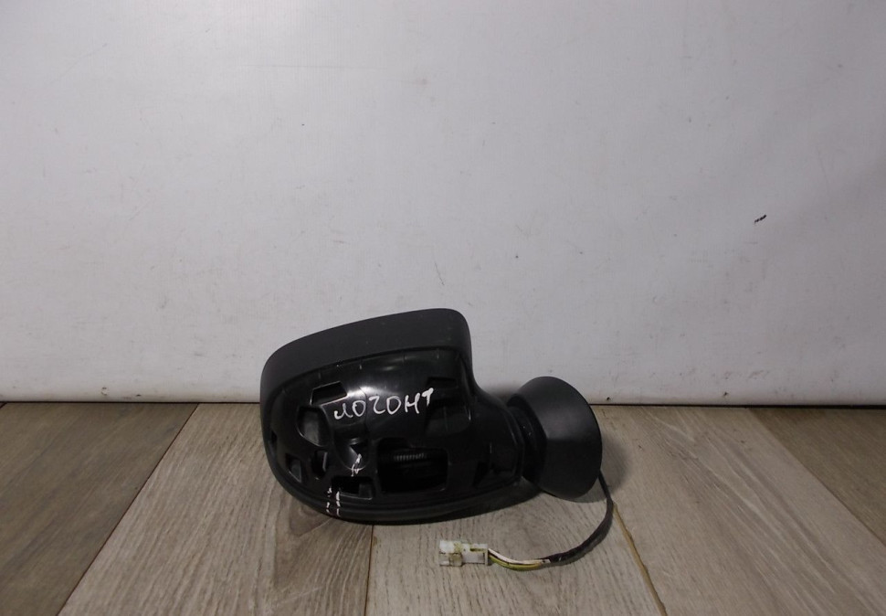 Зеркало правое бу Renault Logan 1 OEM 963017247R