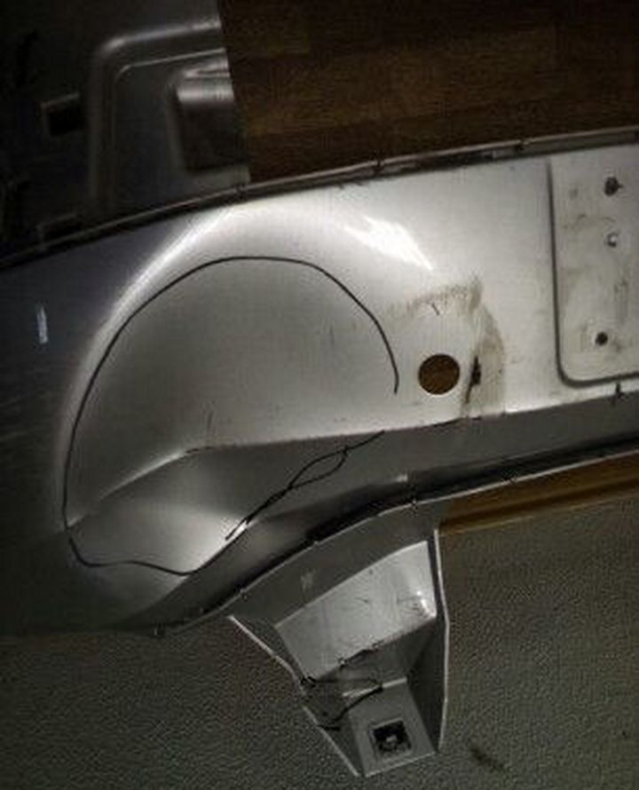 Бампер передний Volkswagen Polo рест Oem 6RU807221 (2 вмятины)