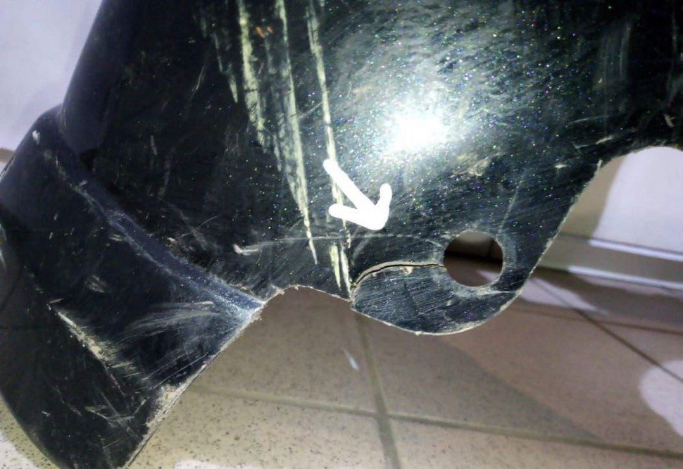 Бампер Toyota Rav4 ca30 oem 5211942730 (скл-3) Бампер Toyota Rav4 ca30 oem 5211942730 (скл-3)