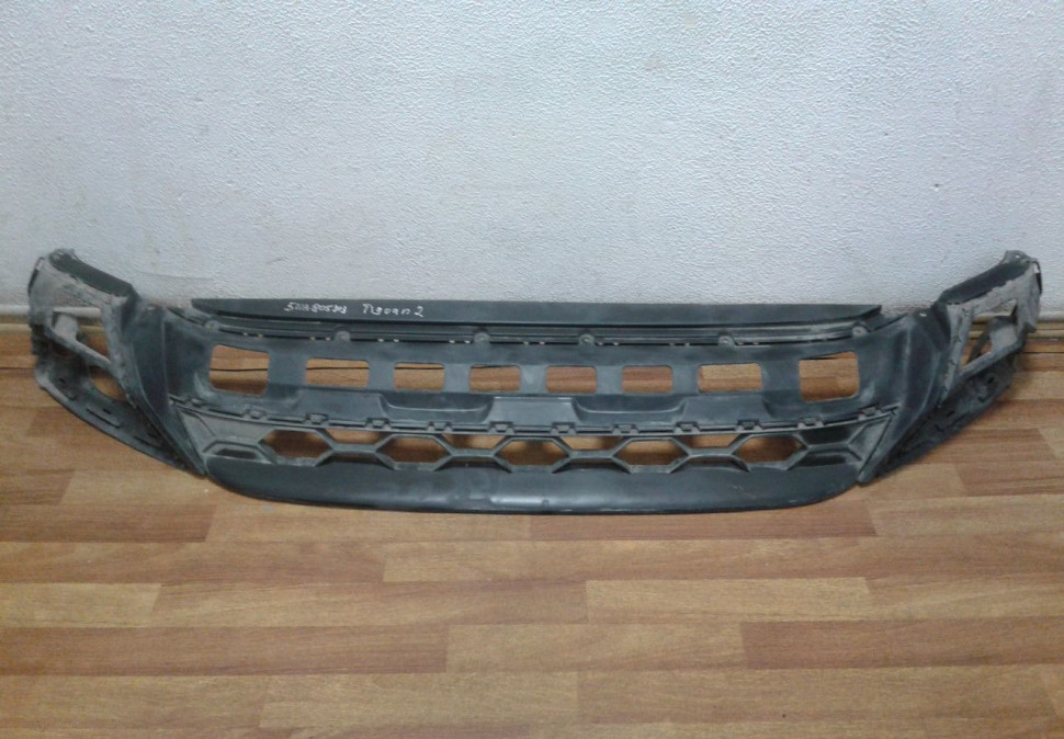 Спойлер переднего бампера Volkswagen Tiguan 2 (трещина) oem 5na805903