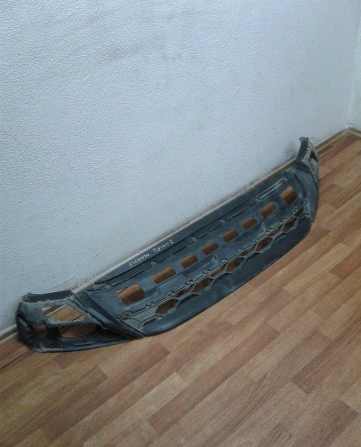 Спойлер переднего бампера Volkswagen Tiguan 2 (трещина) oem 5na805903 Спойлер переднего бампера Volkswagen Tiguan 2 (трещина) oem 5na805903