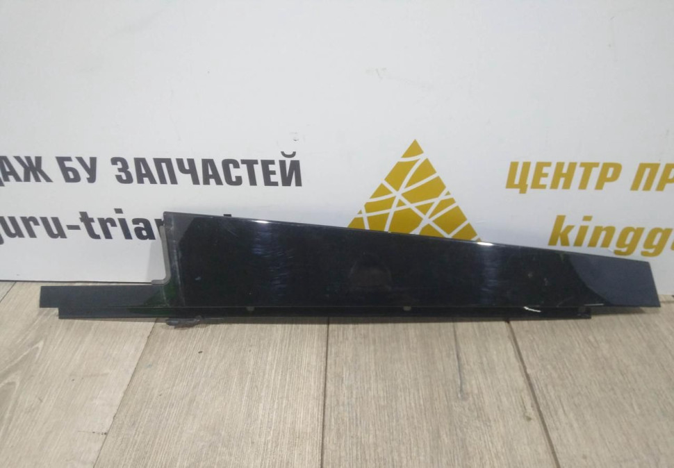 Накладка двери задняя левая бу BMW X5 F15 OEM 72897289653 Накладка двери задняя левая бу BMW X5 F15 OEM 72897289653